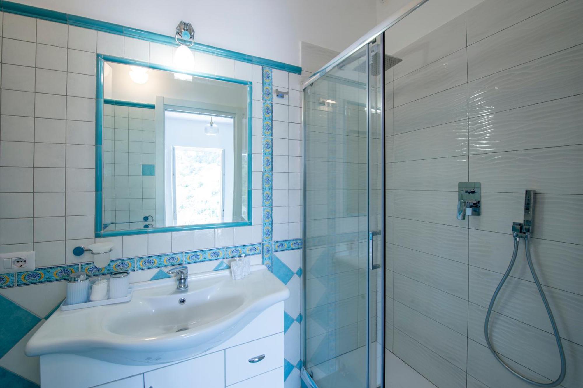 Malu B&B Amalfi Bagian luar foto
